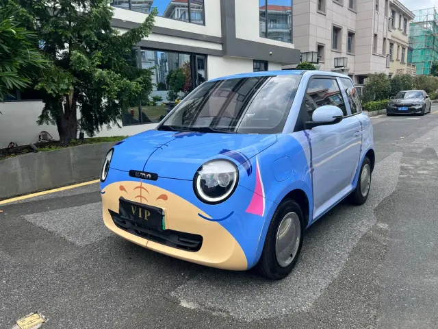 Фотография автомобиля — Changan Lumin