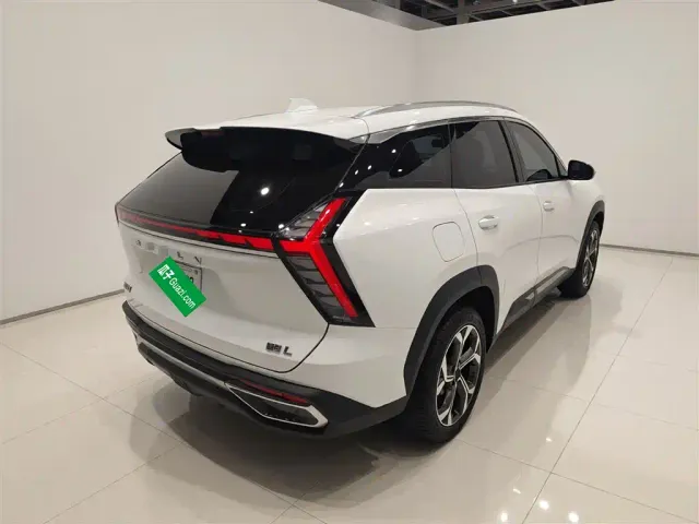 Geely Boyue L — Фото автомобиля 4