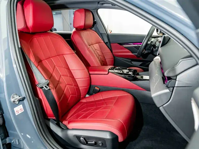 BMW 5 Series — Фото автомобиля 21