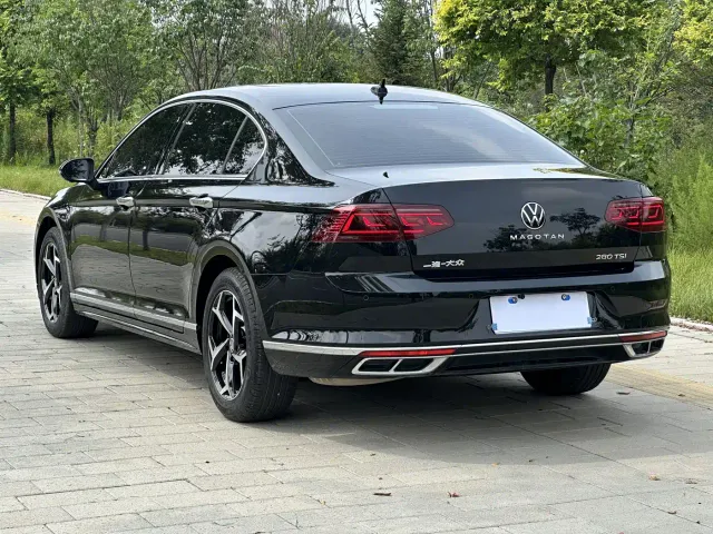 Volkswagen Magotan — Фото автомобиля 5