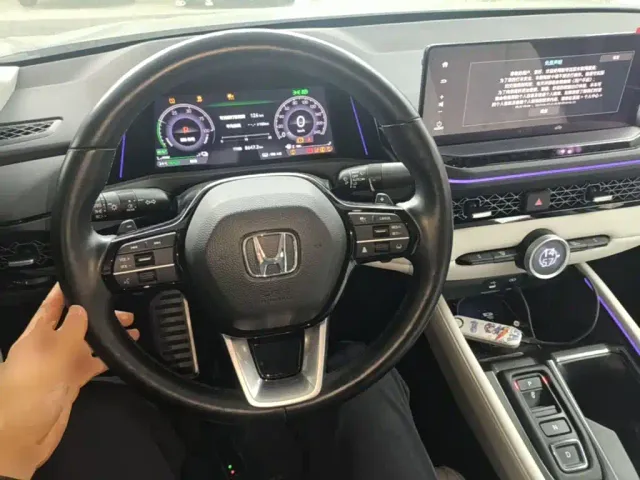Honda Accord — Фото автомобиля 10