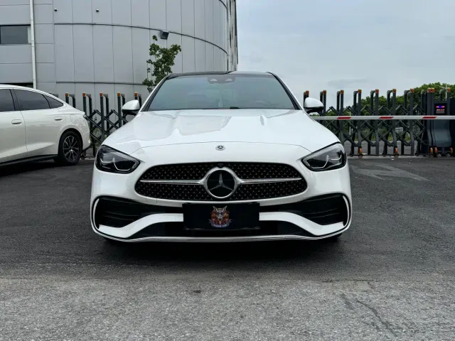 Mercedes-Benz C-Class — Фото автомобиля 2