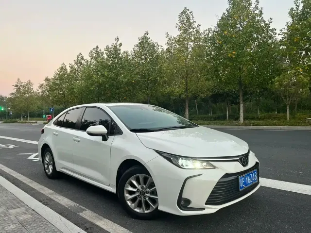 Toyota Corolla — Фото автомобиля 3