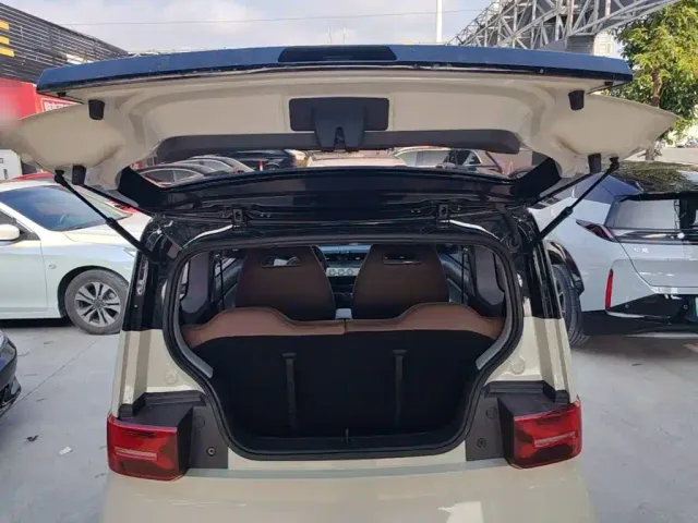 Wuling Hongguang Mini EV — Фото автомобиля 18