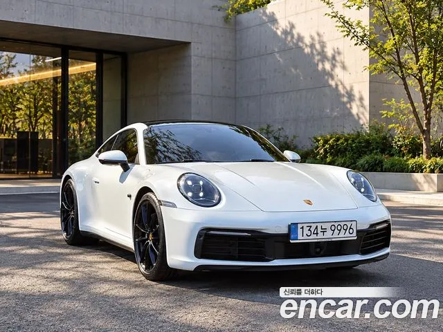 Фотография автомобиля — Porsche 911 992