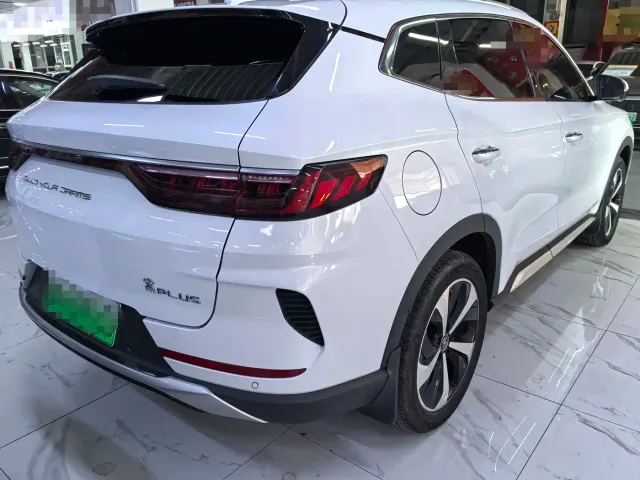 BYD Song PLUS — Фото автомобиля 6