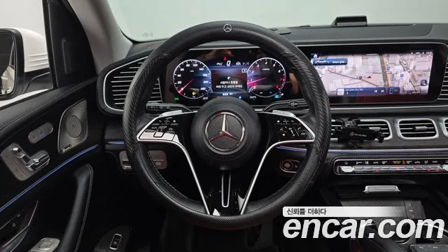 Mercedes-Benz GLE-Class — Фото автомобиля 19