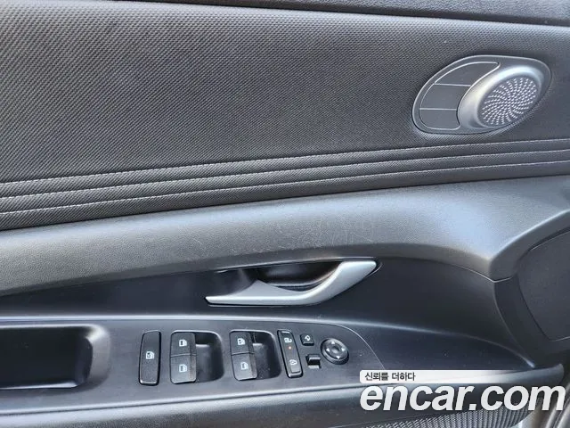 Hyundai Avante CN7 — Фото автомобиля 8