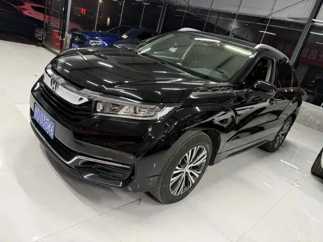 Фотография автомобиля — Honda Avancier