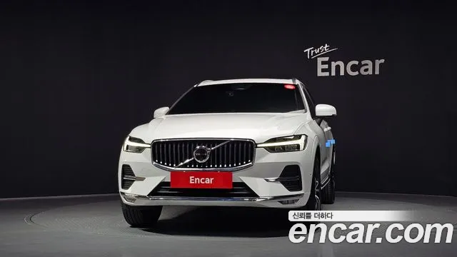 Volvo XC60 2nd Gen — Фото автомобиля 3