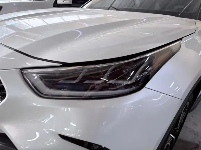 Toyota Crown Kluger — Фото автомобиля 4