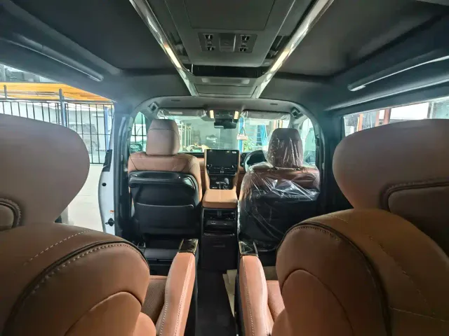 Toyota Vellfire — Фото автомобиля 5