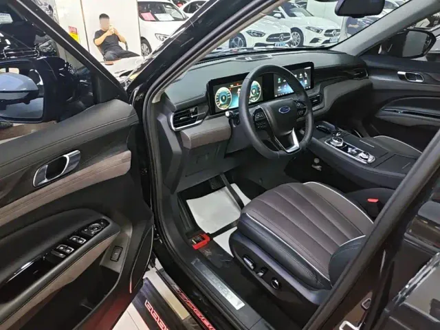 Ford Territory — Фото автомобиля 15