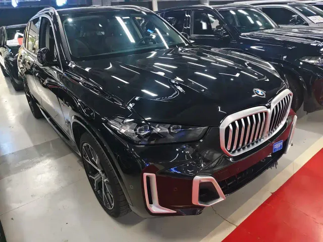 BMW X5 — Фото автомобиля 2