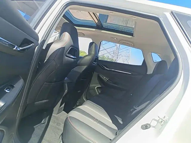 Changan Oushang X5 — Фото автомобиля 16