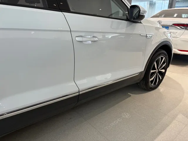 Volkswagen Volkswagen T-ROC 2024 280TSI DSG 2WD Time Edition — Фото автомобиля 17