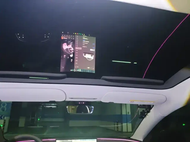 Tesla Model 3 — Фото автомобиля 14