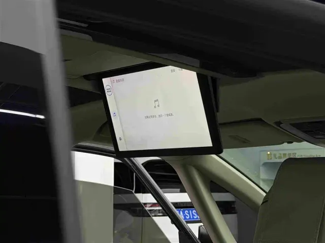 Toyota Alphard — Фото автомобиля 16