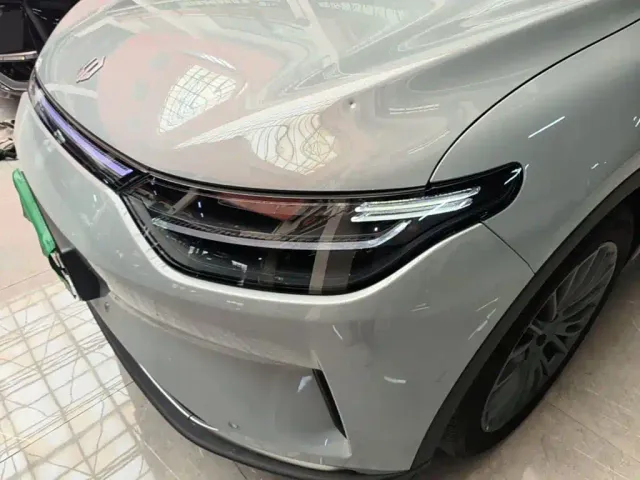 Leapmotor C11 — Фото автомобиля 23
