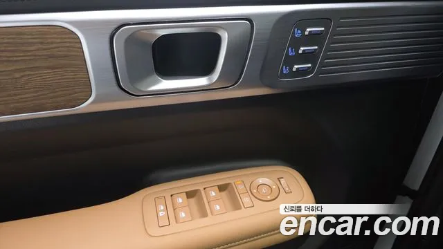 Hyundai Santa Fe MX5 — Фото автомобиля 20