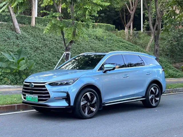 Фотография автомобиля — BYD Tang