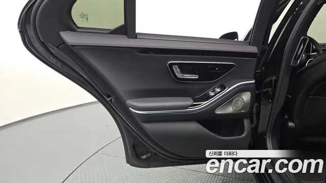 Mercedes-Benz S-Class W223 — Фото автомобиля 14