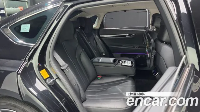Genesis G80 Бензин 2.5 турбо AWD — Фото автомобиля 10