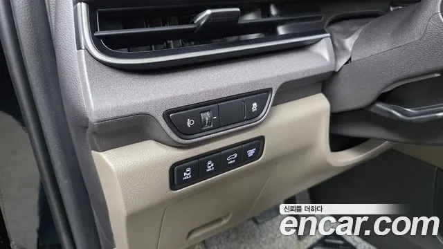 Kia Carnival — Фото автомобиля 26