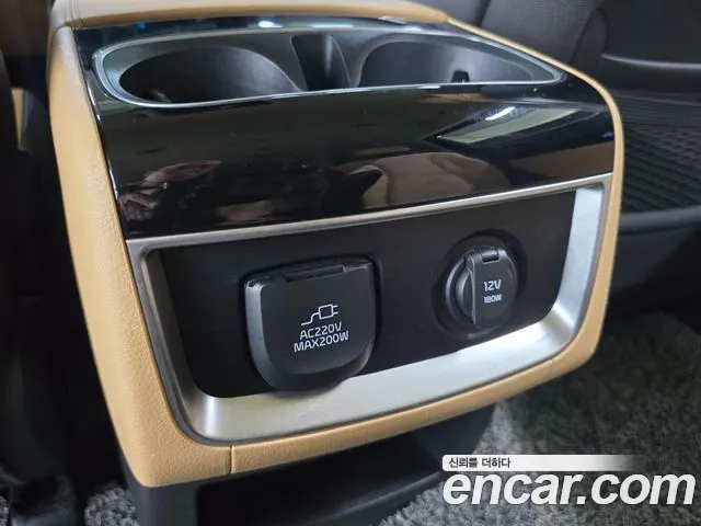 Kia Canival Carnival 4 поколение Бензин 9 мест Signature — Фото автомобиля 9
