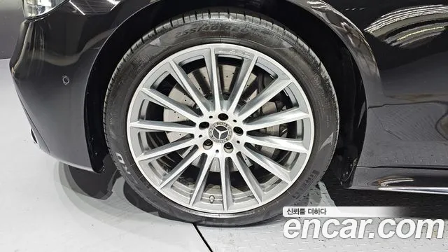 Mercedes-Benz S-Class — Фото автомобиля 5