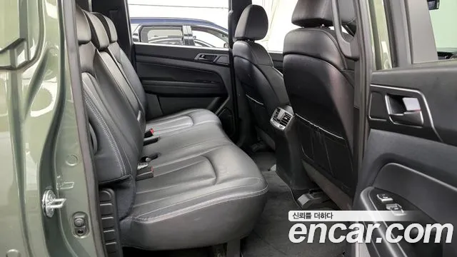 KG_Mobility_Ssangyong Rexton Новый Rexton Sport Khan Дизель 2.2 4WD — Фото автомобиля 12