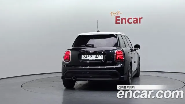 Mini Cooper Cooper 5 дверей Classic — Фото автомобиля 4