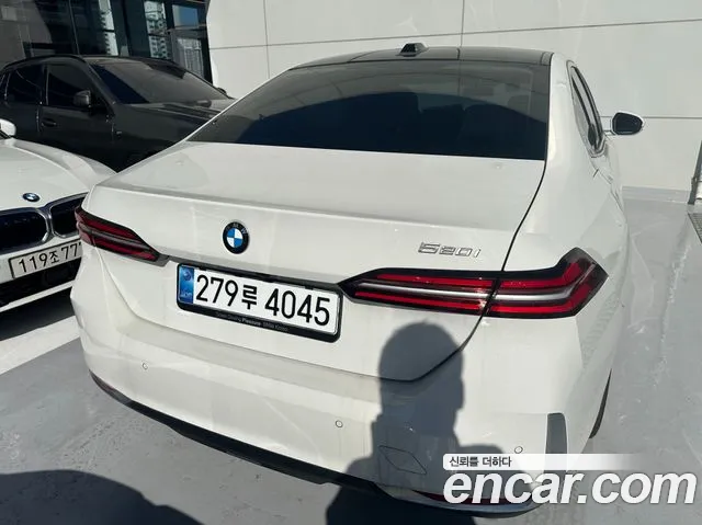 BMW 5 Series G60 — Фото автомобиля 2