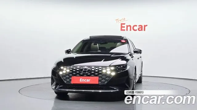 Hyundai Grandeur Grandeur (New) — Фото автомобиля 3
