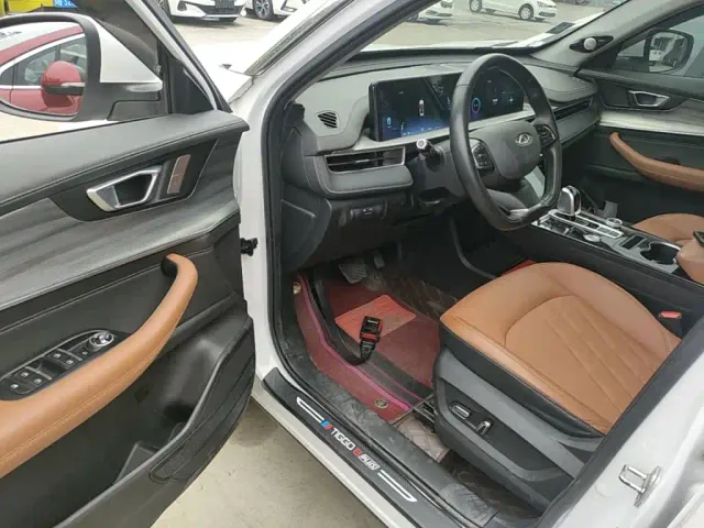 Chery Tiggo 8 PLUS — Фото автомобиля 15