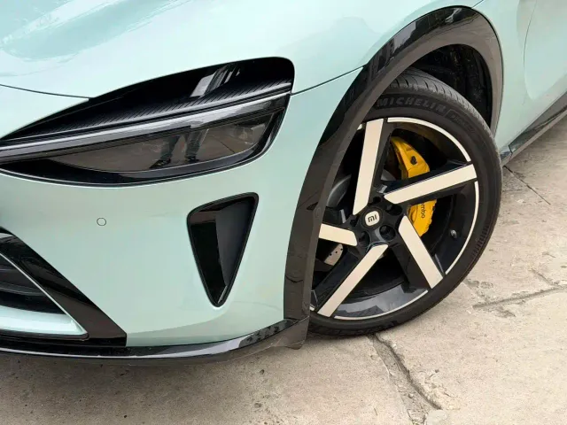 Xiaomi Auto Xiaomi YU7 2025 Ultra Long Range High Performance AWD Max Edition — Фото автомобиля 16