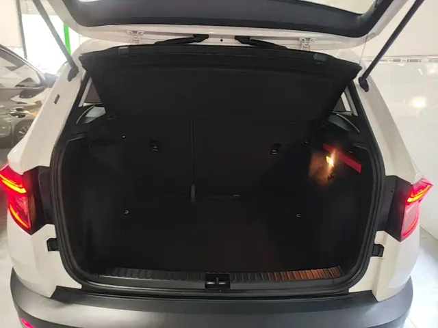 Skoda Karoq — Фото автомобиля 18
