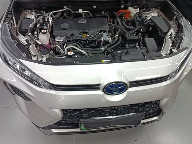 Toyota Wildlander — Фото автомобиля 19