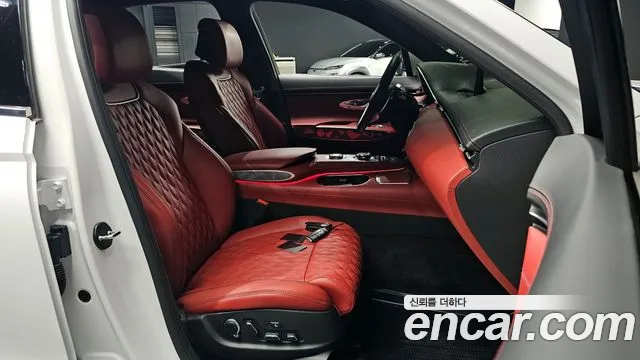 Genesis GV70 2.5T Бензин AWD — Фото автомобиля 10