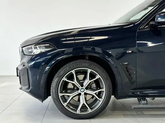 BMW X5 — Фото автомобиля 4