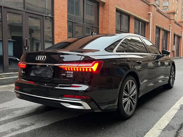 Audi A6L — Фото автомобиля 4