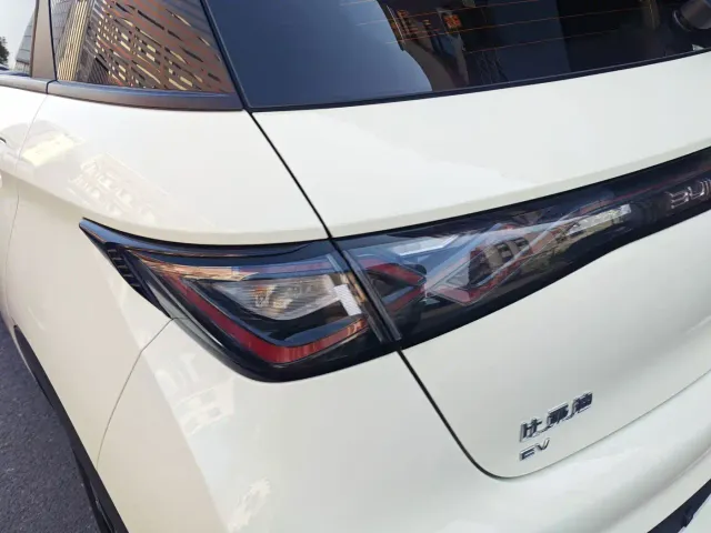 BYD Dolphin — Фото автомобиля 14