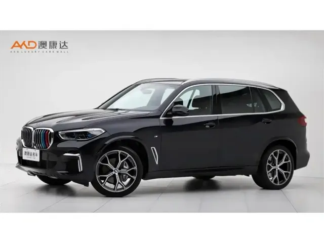 Фотография автомобиля — BMW X5