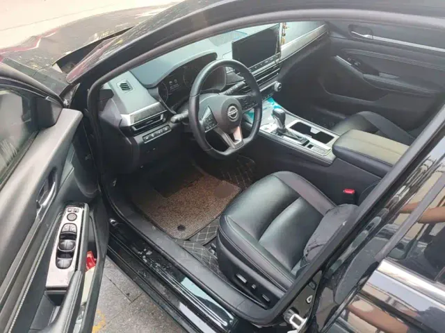 Nissan Teana — Фото автомобиля 15