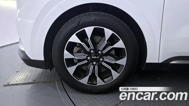 Kia Canival Carnival 4 поколение Дизель 9 мест Noblesse — Фото автомобиля 5