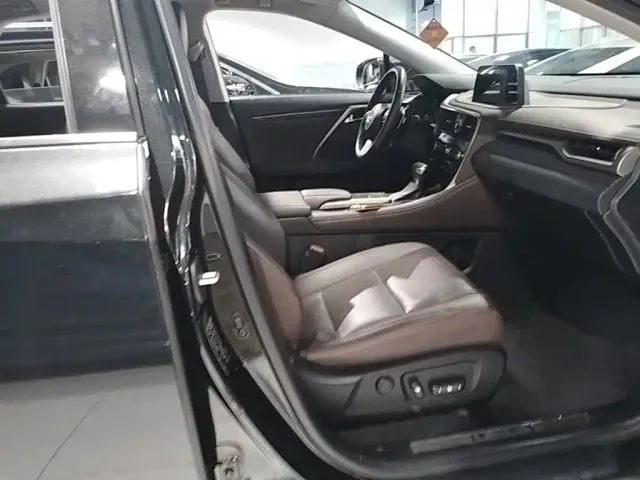 Lexus RX — Фото автомобиля 24