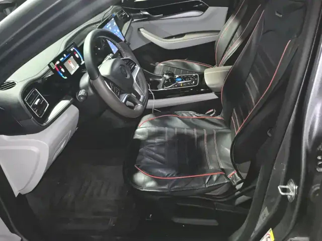 BYD Qin PLUS — Фото автомобиля 9