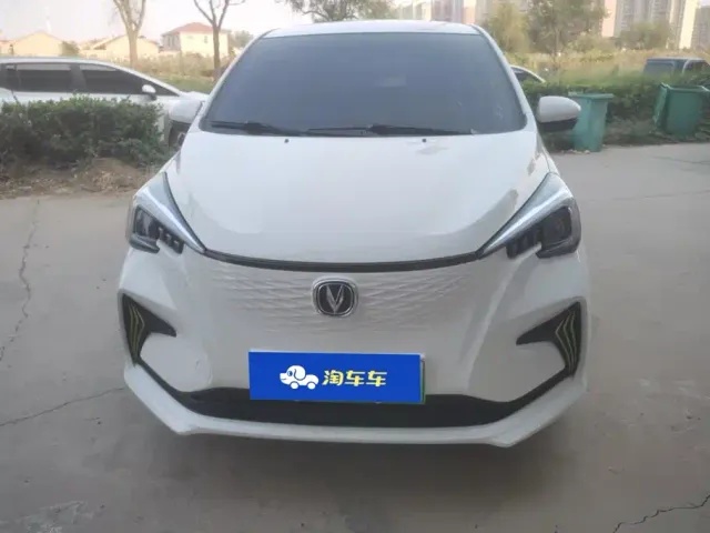 Changan Benben E-Star — Фото автомобиля 2