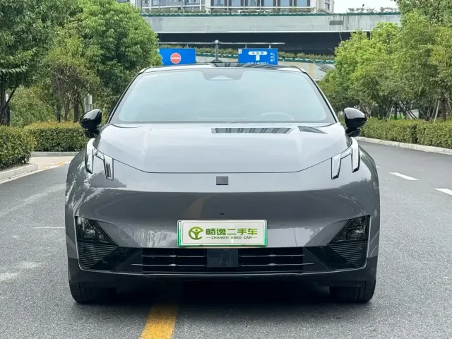 Lynk & Co Z20 — Фото автомобиля 2
