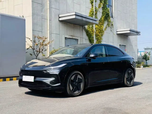 Фотография автомобиля — Onvo L60